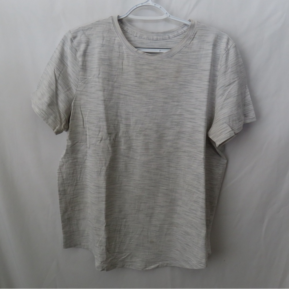 Women’s Gray Lululemon T-Shirt